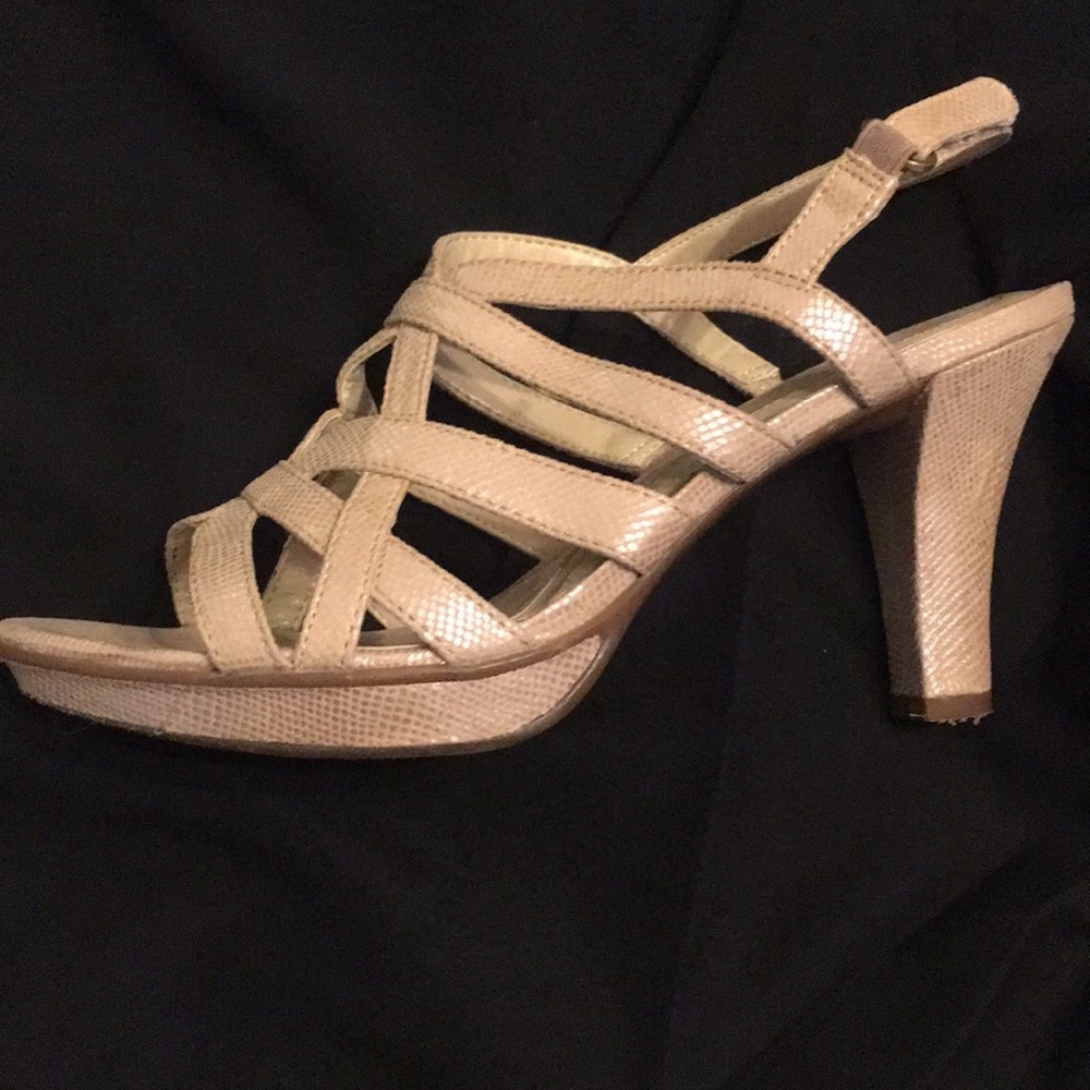 Naturalizer heels